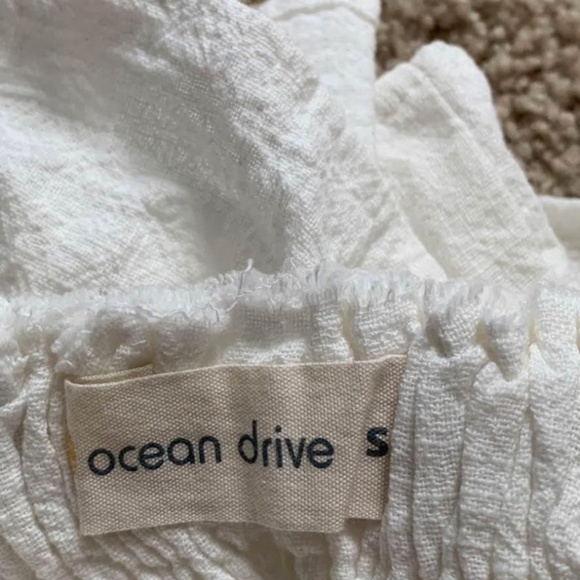 Top - Picture 3 of 5